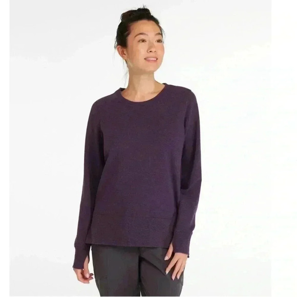 L.L.Bean Cozy Sweatshirt, Split-Hem - Picture 1 of 5